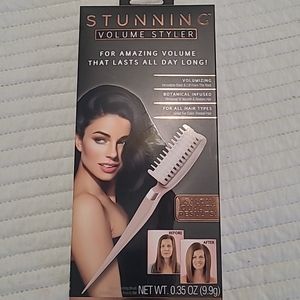 Stunning volume styler brush